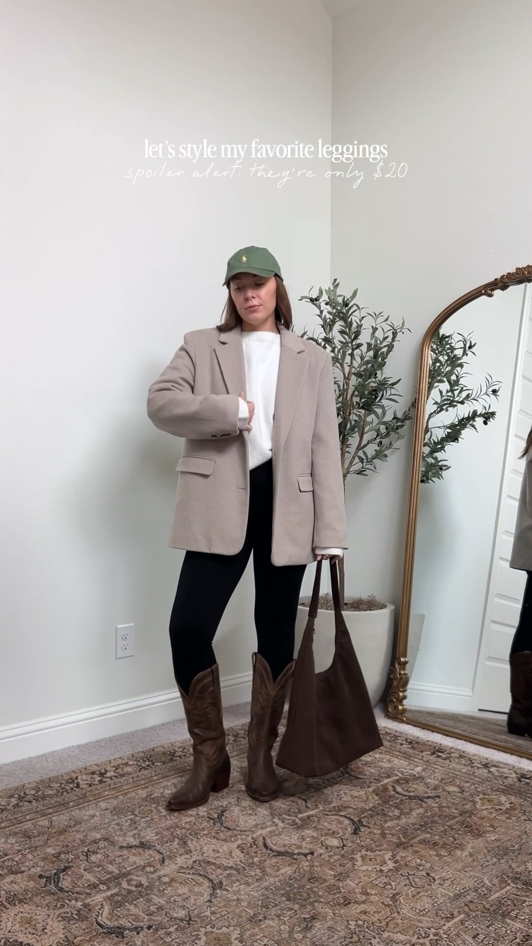 my FAVORITE leggings, styled four ways for ya 👏🏼✨
.
.
.
#leggingsoutfit #winterstyle #casualoutfitideas #momstyle #amazonfashionfinds 

#LTKFindsUnder50 #LTKootd #LTKmomlife