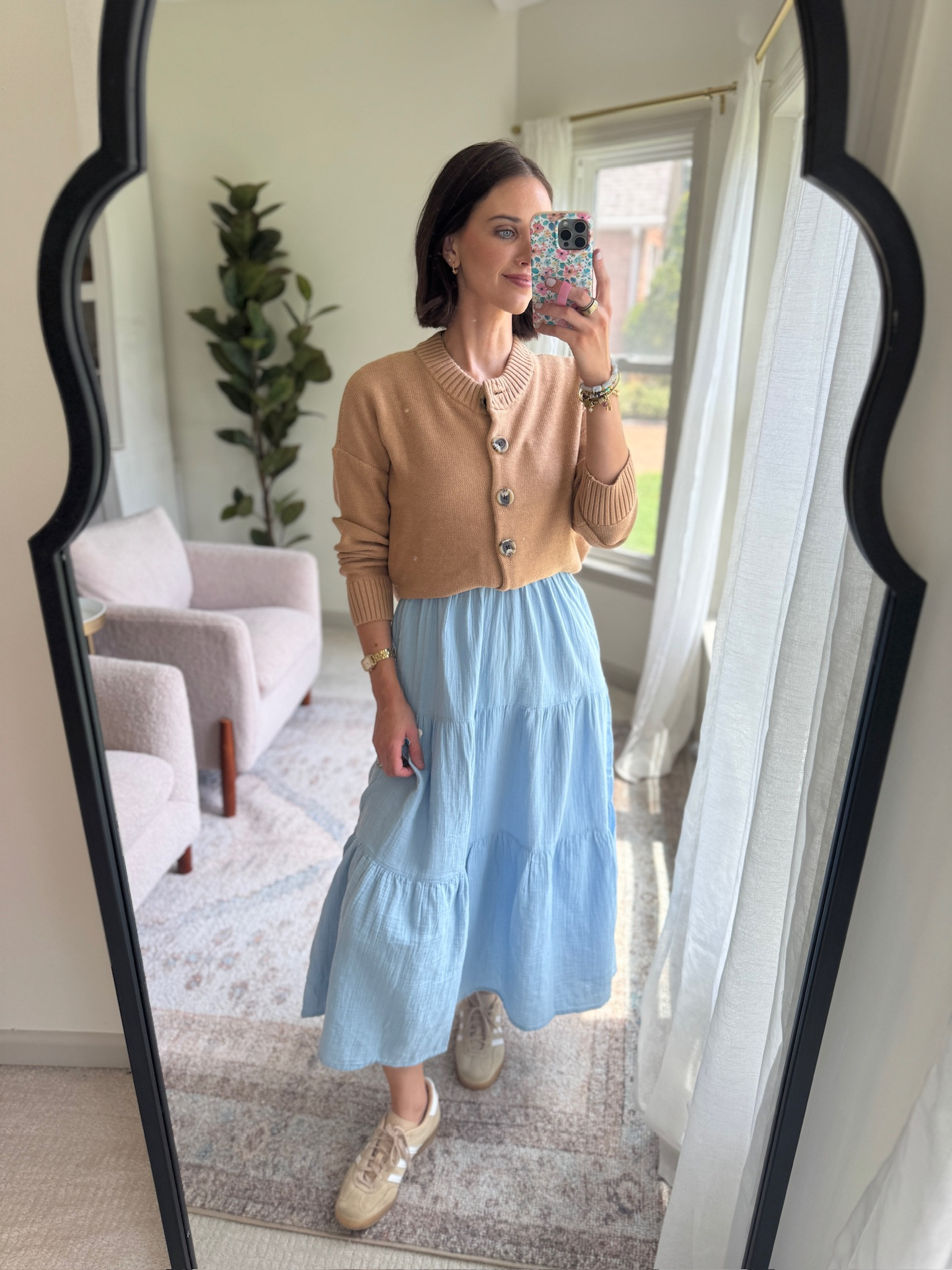 Can’t go wrong with this outfit!

Tts: small

Dresses, transitional outfit inspo, teacher outfits, teacher friendly outfits, mom outfits, mom style, hallie ragan

#LTKootd #LTKWorkwear #LTKSeasonal