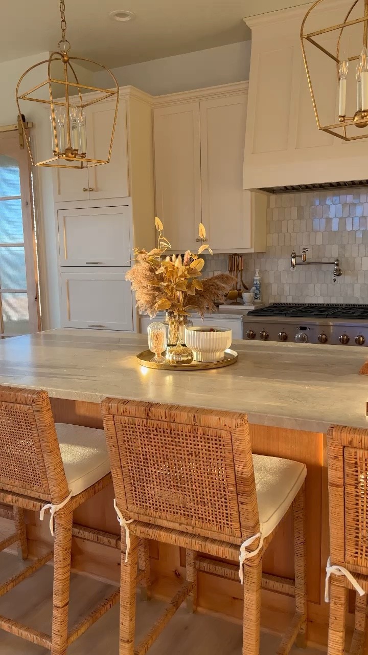 Happy first day of fall 🍃🍁🍂 kitchen home decor // fall decor // fall refresh // counter barstools // neutral // ribbed textured bowl 

#LTKhome #LTKSeasonal #LTKunder50