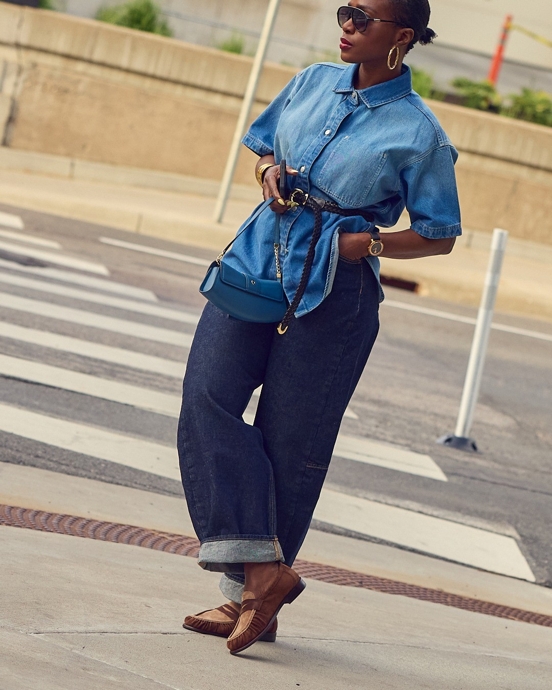 Double denim casual look with loafers 🤎 Blue jeans, Levi's, Meshki, Marc Nolan, Madewell, classic fashion, slow fashion, weekend looks, Spring and Summer outfit ideas 

#LTKootd #LTKOver40 #LTKTall