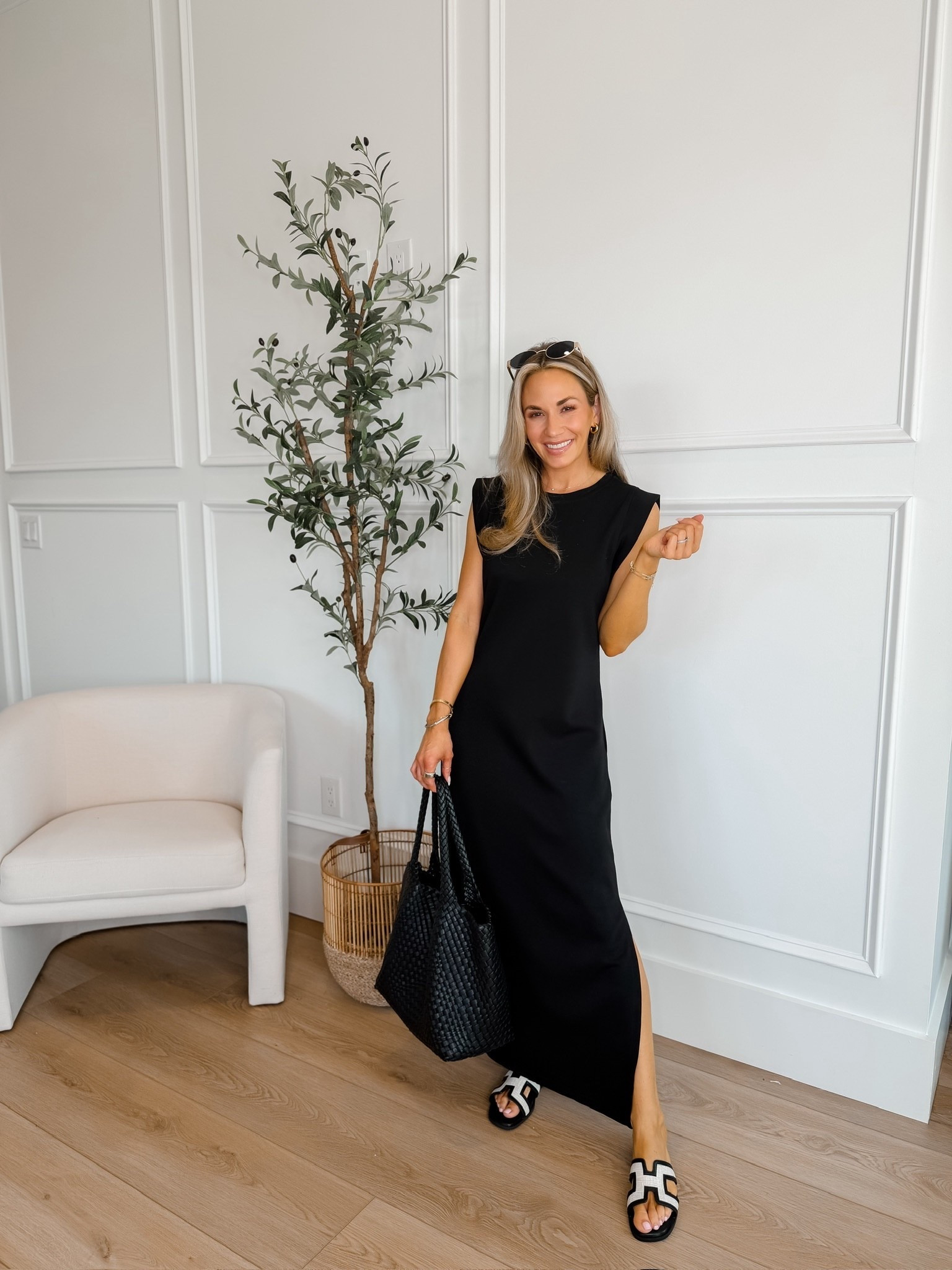 Top selling maxi dress from Amazon! I love the sleeve detail and the extra panel of fabric so you can’t see your bra! 

#LTKootd #LTKPetite #LTKgrwm