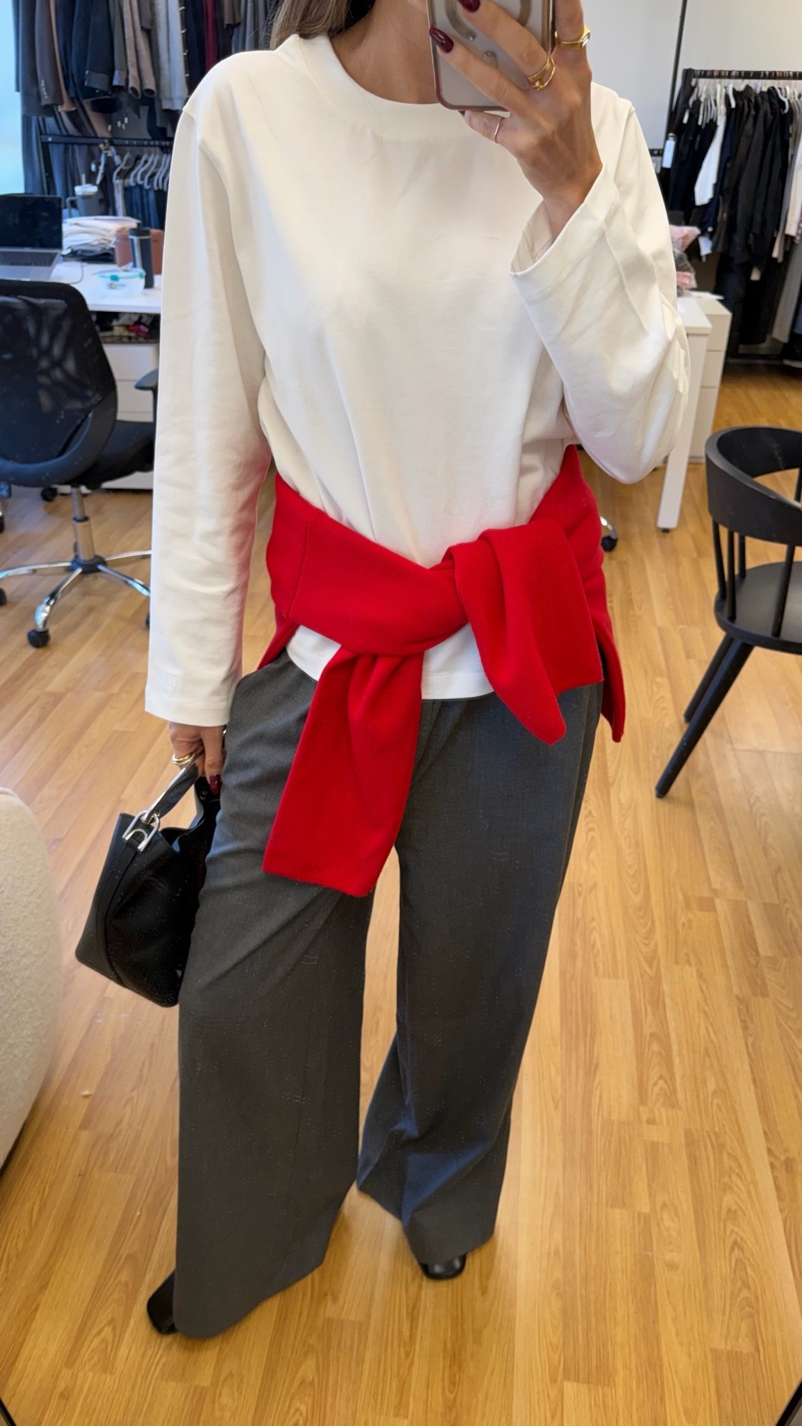 Monday ootd 🤍❤️🩶

#LTKuk #LTKeurope #LTKstyletip