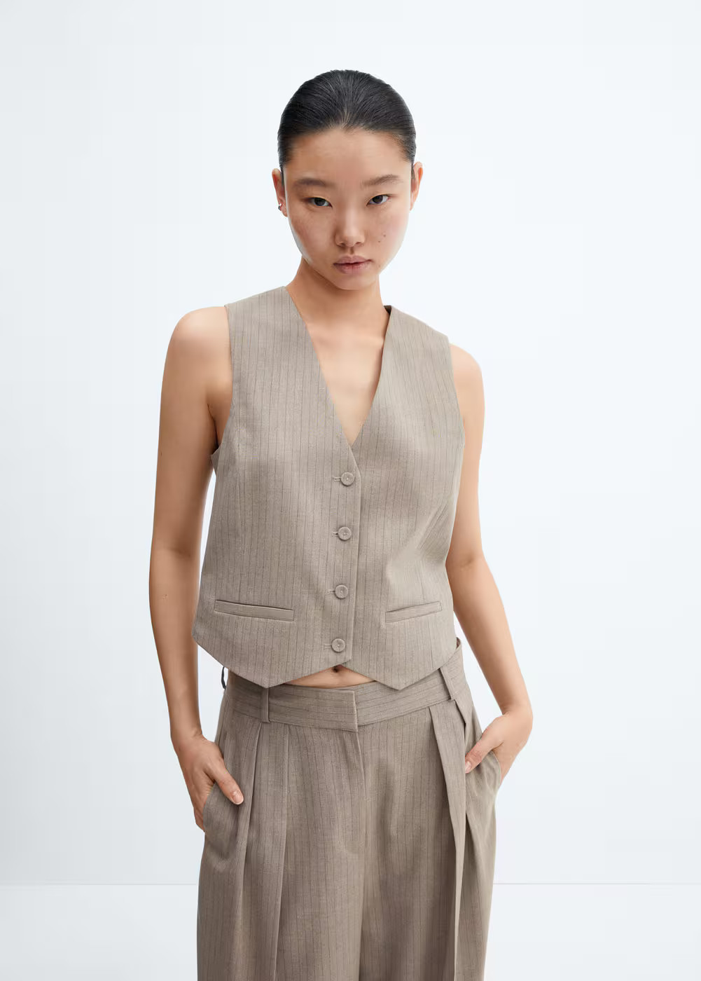 Pinstriped waistcoat | MANGO (UK)