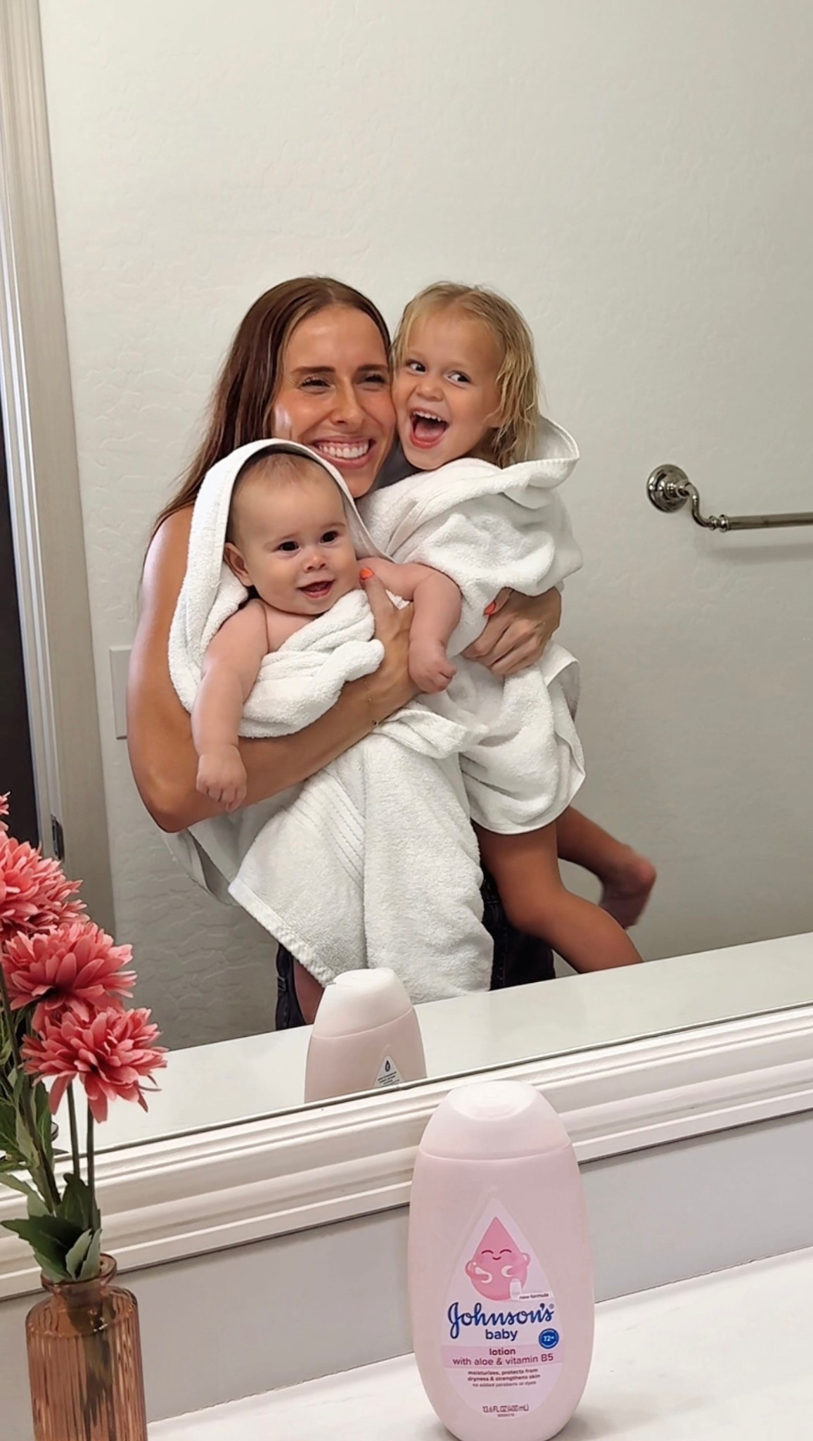 #Ad Can we all agree there’s nothing more adorable than a baby fresh out of the bath?🥹Our bath time staple is @johnsonsbaby Head-to-toe wash and Baby Lotion- we love that it gently cleanses, nurtures, and protects baby’s skin, hair, and scalp*. It’s designed to be 100% gentle on baby’s delicate skin which means more time for mama + baby (+ sister) bonding time🥹🫶🏼 @target #ItsPureLove #JohnsonsBabyPartner #TargetPartner #Target *from dryness  @shop.ltk #liketkit 