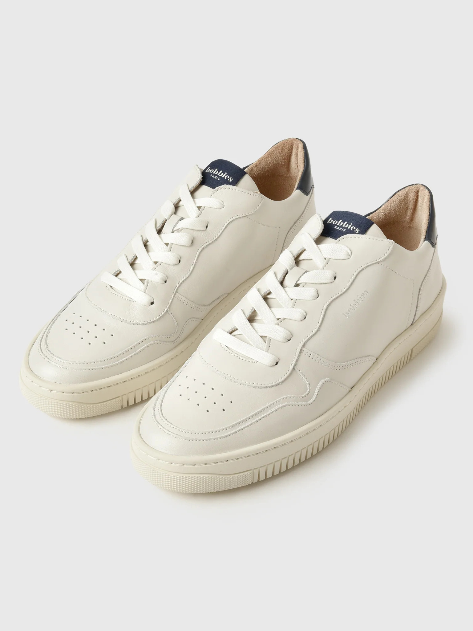 BOBBIES
                      
                     Men's Travis Sneaker | Saint Bernard