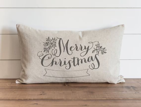 Merry Christmas Banner 16 x 26 Pillow Cover // Christmas // Holiday // Throw Pillow // Gift for Her  | Etsy (CAD)