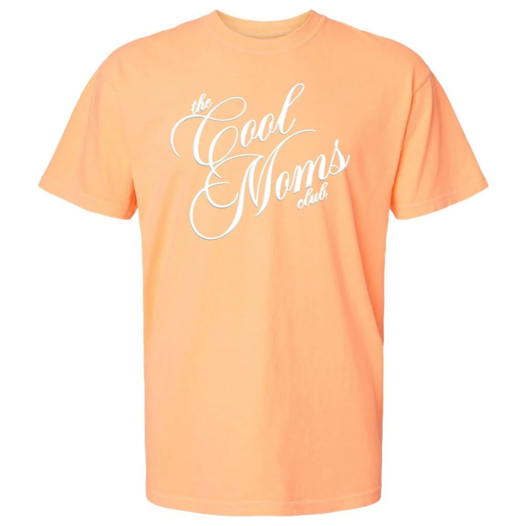 'The Cool Moms Club' PUFF T-Shirt | United Monograms
