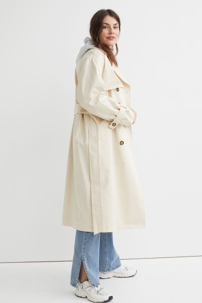 Trenchcoat aus Baumwolle | H&M (DE, AT, CH, NL, FI)