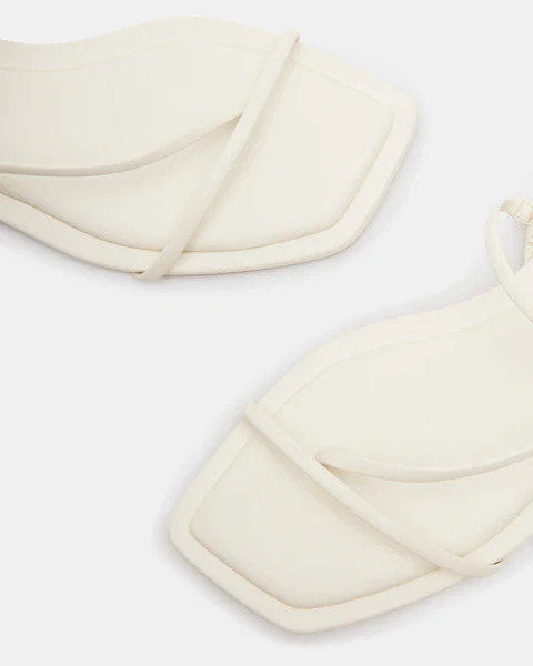 LYNLEY WHITE | Steve Madden (US)