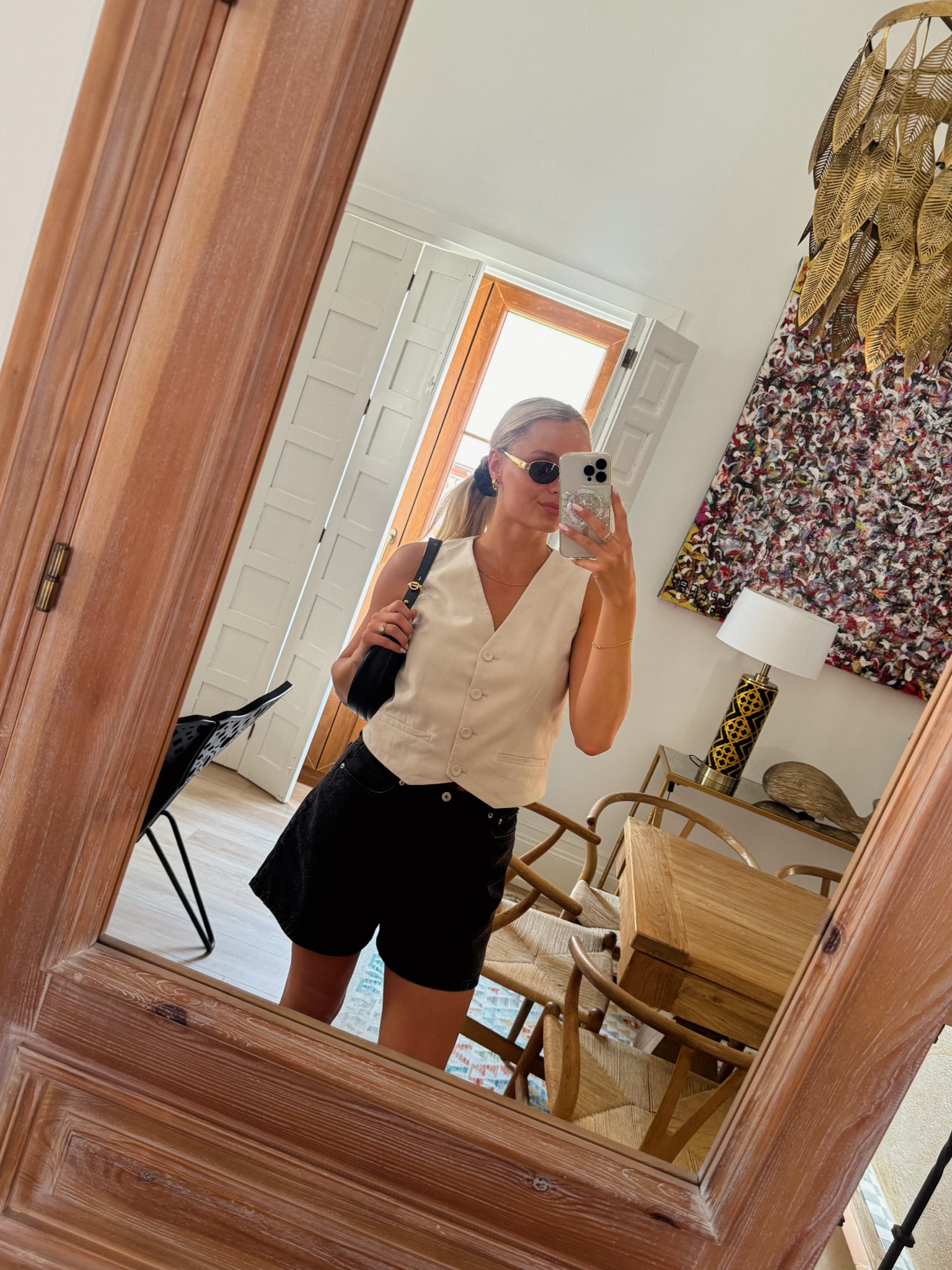 Casual and comfy fit for exploring any city in Europe! 🖤

#LTKTravel #LTKFindsUnder100 #LTKFindsUnder50