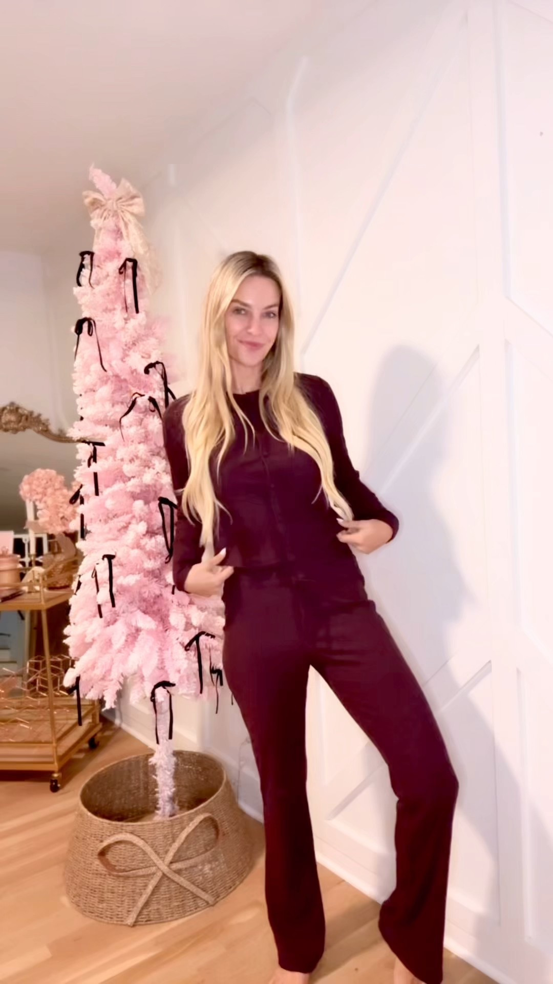 Old navy Black Friday sale is live and sales are up to 50% off on all my favorite activewear for the season! Lounge sets, two piece workout sets, flare leggings, ribbed Henley tops, alo inspired and lulu inspired looks for a fraction of the cost 👏🏻👏🏻

Wearing a small in the bottoms and a medium in the tops! 

#LTKCyberWeek #LTKgrwm #LTKfitnessgoals