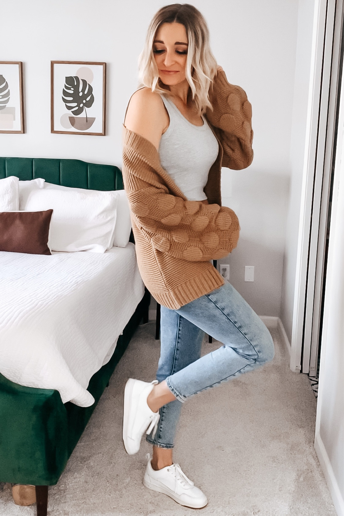 Amazon cardigan. So cozy and tts! Love the oversized fit with a crop top or body suit 

#LTKSeasonal #LTKstyletip #LTKunder50