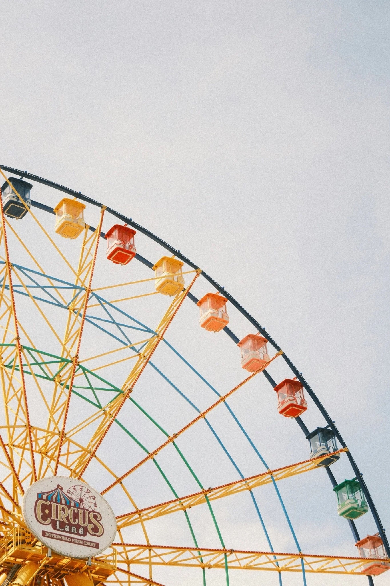 FRIDAY FAVORITES 04/03/26
I've started an exercise to focus on positivity and bring happiness into my life and those around me. I tend to dwell on the negatives, but I'm determined to retrain my brain. So, I am sharing 16 things that have made me happy in a series called "Friday Favorites" to inspire joy in others. See the full post at abigailamira.com

#LTKHome #LTKSeasonal #LTKMidsize