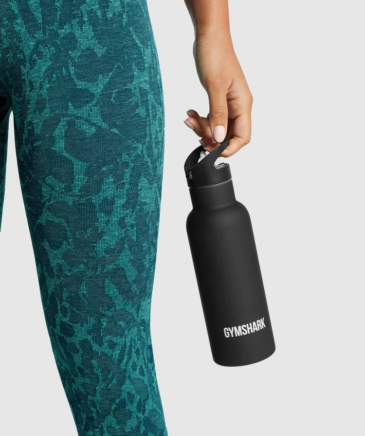 Gymshark Insulated Straw Water Bottle - Black | Gymshark (Global)