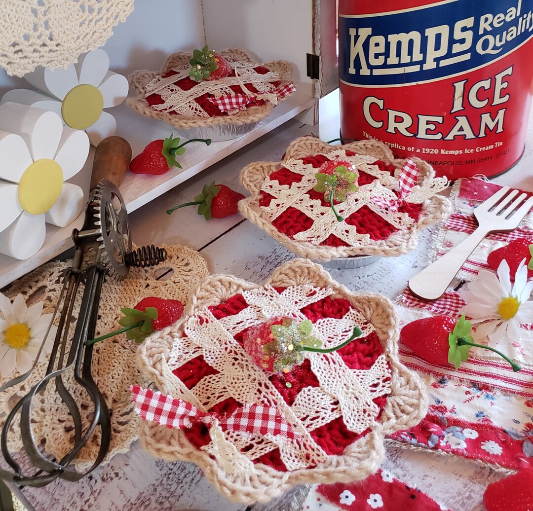 Strawberry Pie for Tiered Tray Displays / Summer Décor / Fourth of July Decoration / Fake Bake /... | Etsy (US)