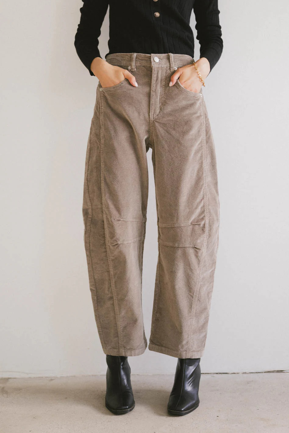 Lisette Barrel Jean in Taupe Corduroy - FINAL SALE | Böhme US