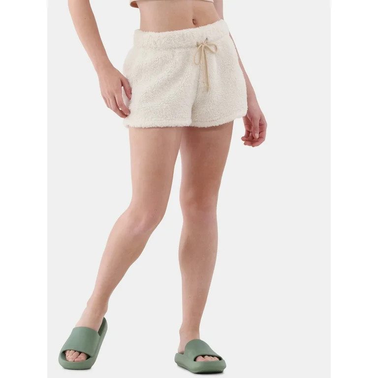 No Boundaries Plush Shorts, 1.5” Inseam, Women's | Walmart (US)