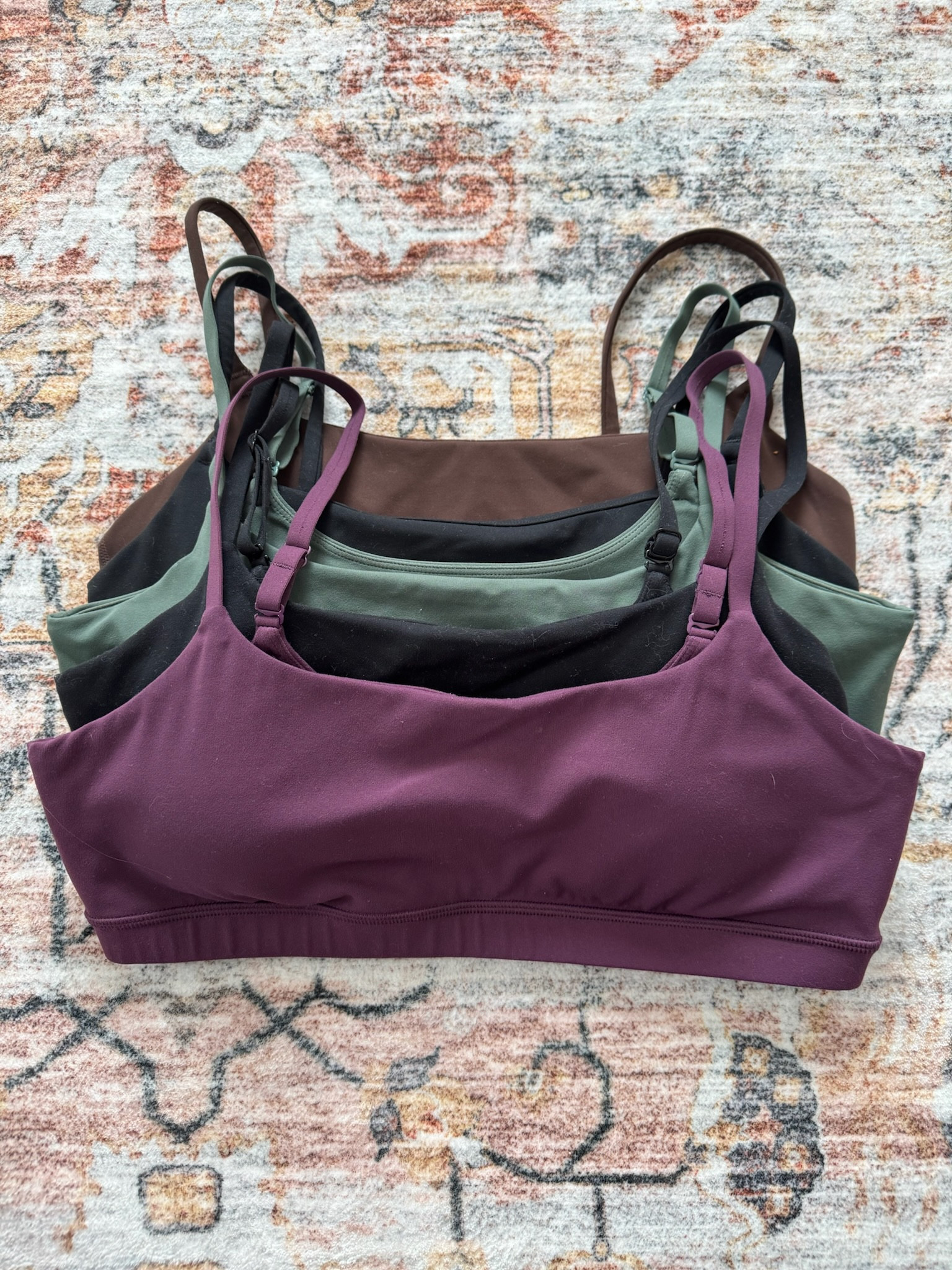 Sports bra 

#LTKSeasonal #LTKStyleTip #LTKFindsUnder50