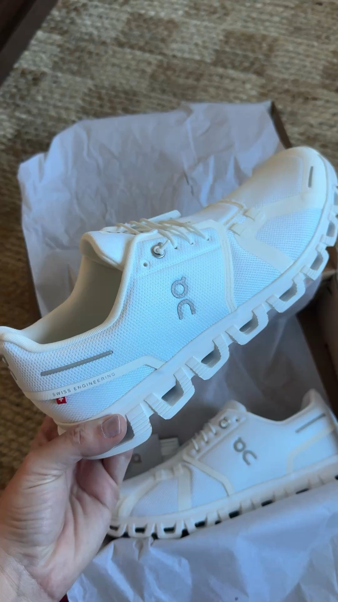 These cloud sneakers are hands down one of my favorite pairs to walk in ☁️🤍 SO comfortable I can wear them all day long & it seriously feels like I’m not even wearing sneakers. Perfect for errands, travel, walks, or busy mom days on your feet 👏🏼 Once you try these, you’ll never go back.

#CloudSneakers #ComfortShoes #WalkingShoes #LTKFinds #EverydayStyle #MomStyle #CasualOutfits #SneakerStyle #ComfortableFashion #OnTheGoStyle #LTKshoefind

#LTKSaleAlert