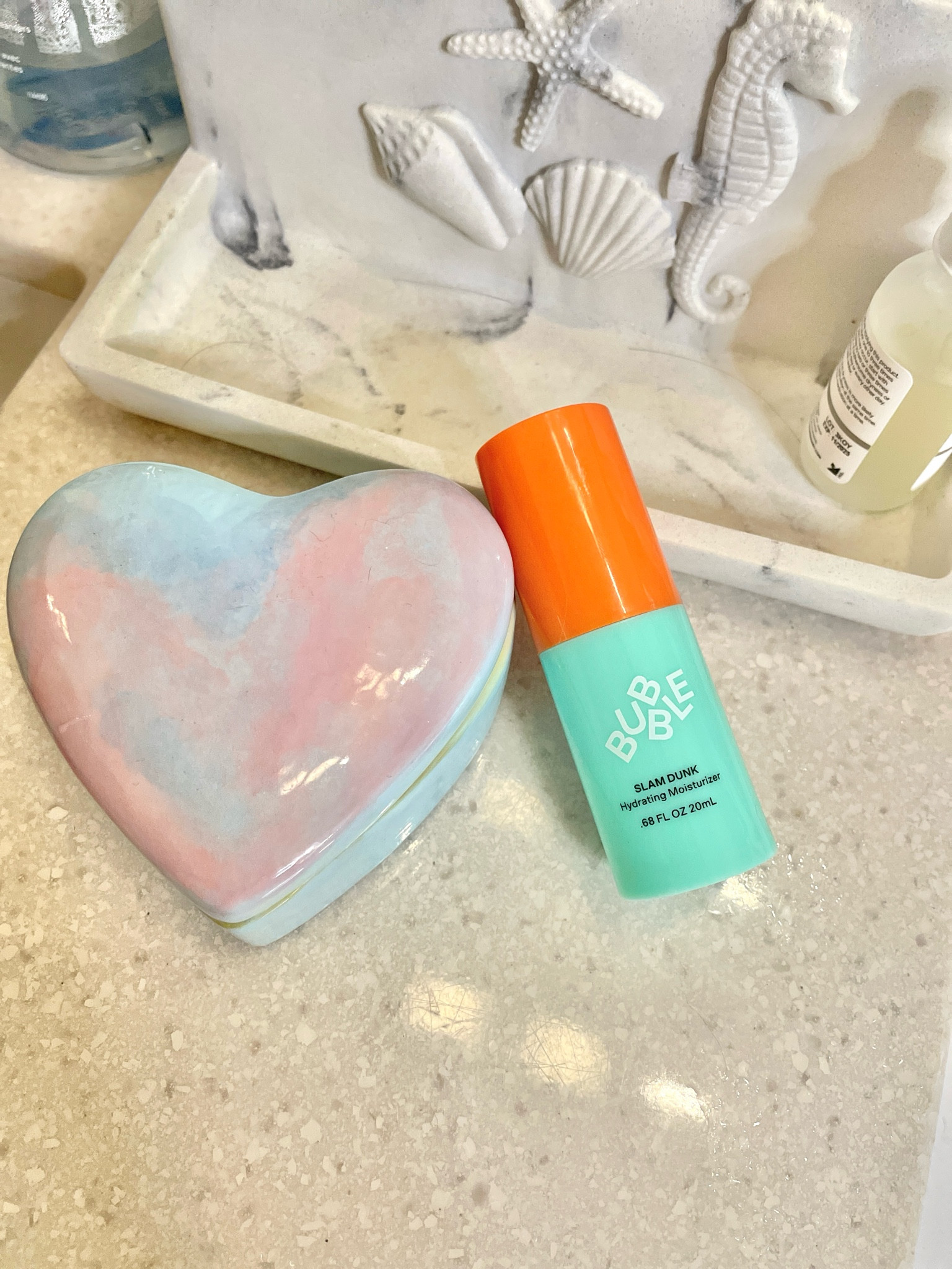 my face is always dry and going into summer - humid dry in Florida☀️ I used the Hydrating moisturizer everyday from @bubble 

Get a discount code “ anamariedsmq “

#LTKBeauty #LTKSummerSales #LTKStyleTip