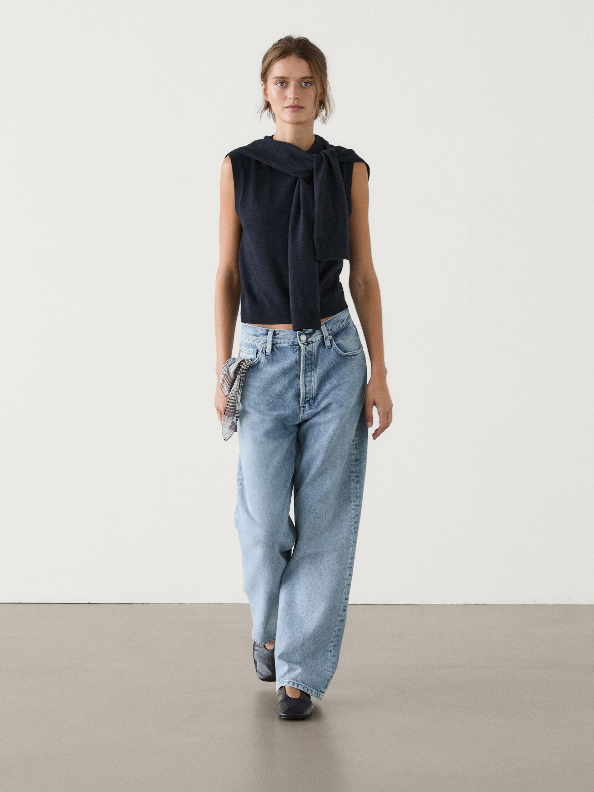 Knit vest with shoulder sweater detail | Massimo Dutti US