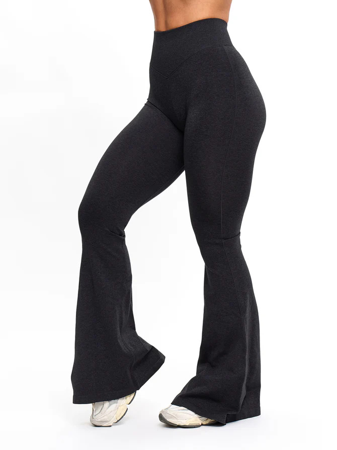 Seamless Flare Legging | Buffbunny