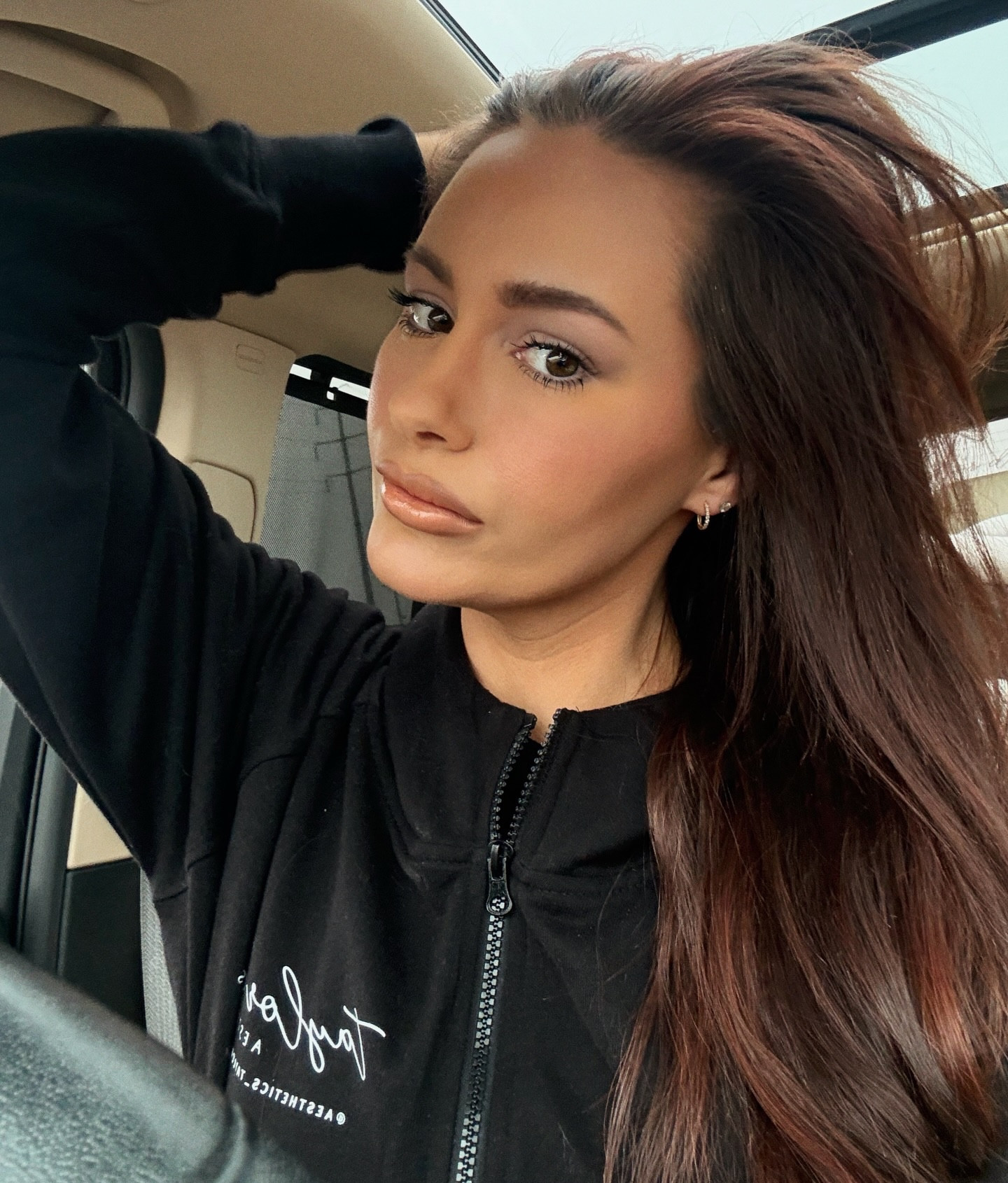 Makeup products I use daily 🤍 

Lipstick is @kittenish , but it’s no longer sold unfortunately 🥹
Love lip liners with a brush on the end to smooth/blur liner 💋

#LTKgrwm #LTKselfcare #LTKBeauty