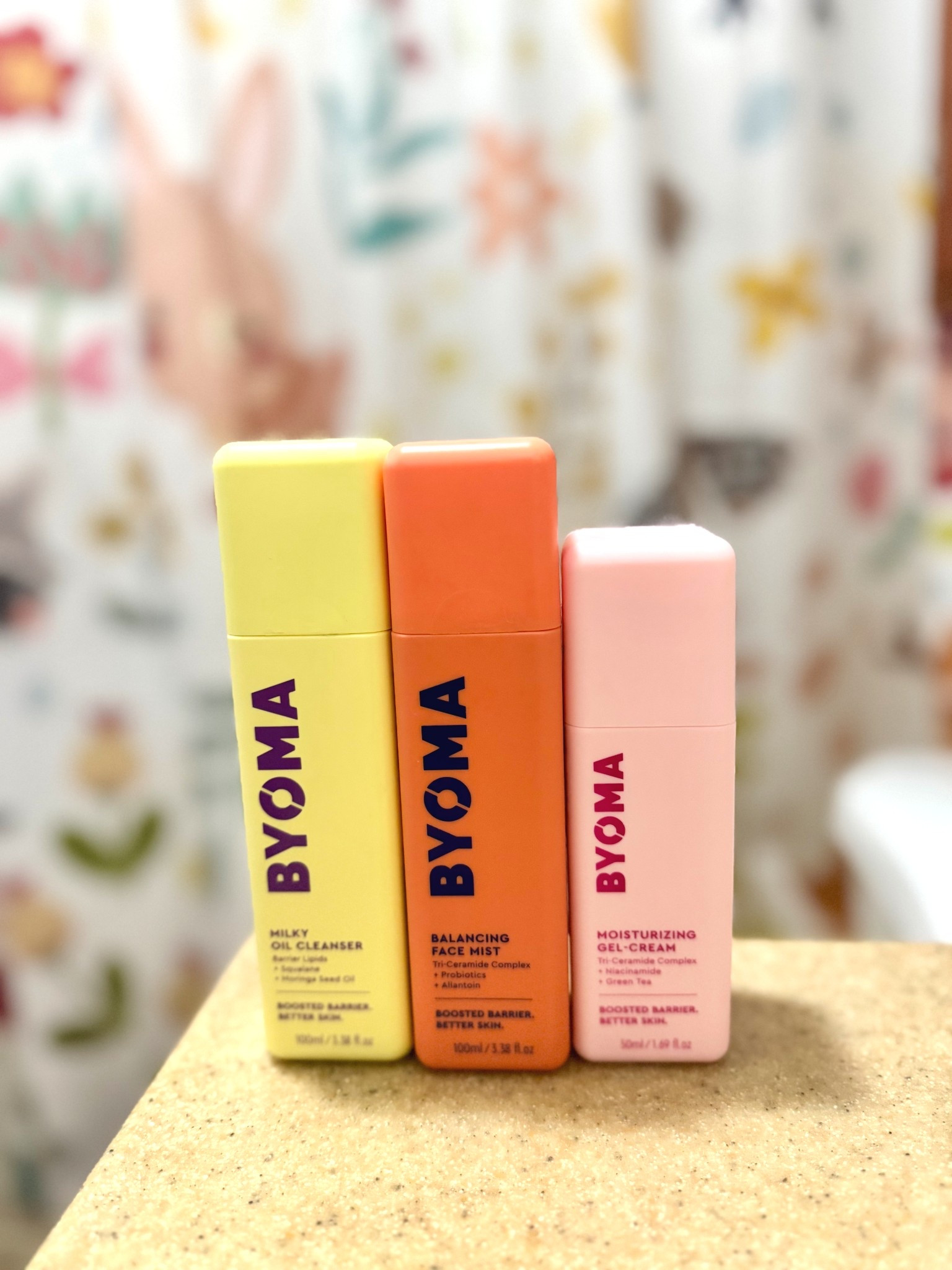 Byoma Skincare Routine 💛🧡💗
My go-to trio for healthy, glowing skin ✨

Byoma Milky Oil Cleanser, Balancing Face Mist, and Gel Cream Moisturizer — simple, affordable, and perfect for daily use.

#byoma #skincarefinds #affordableskincare #skincareroutine #ltkbeauty #ltktrending
