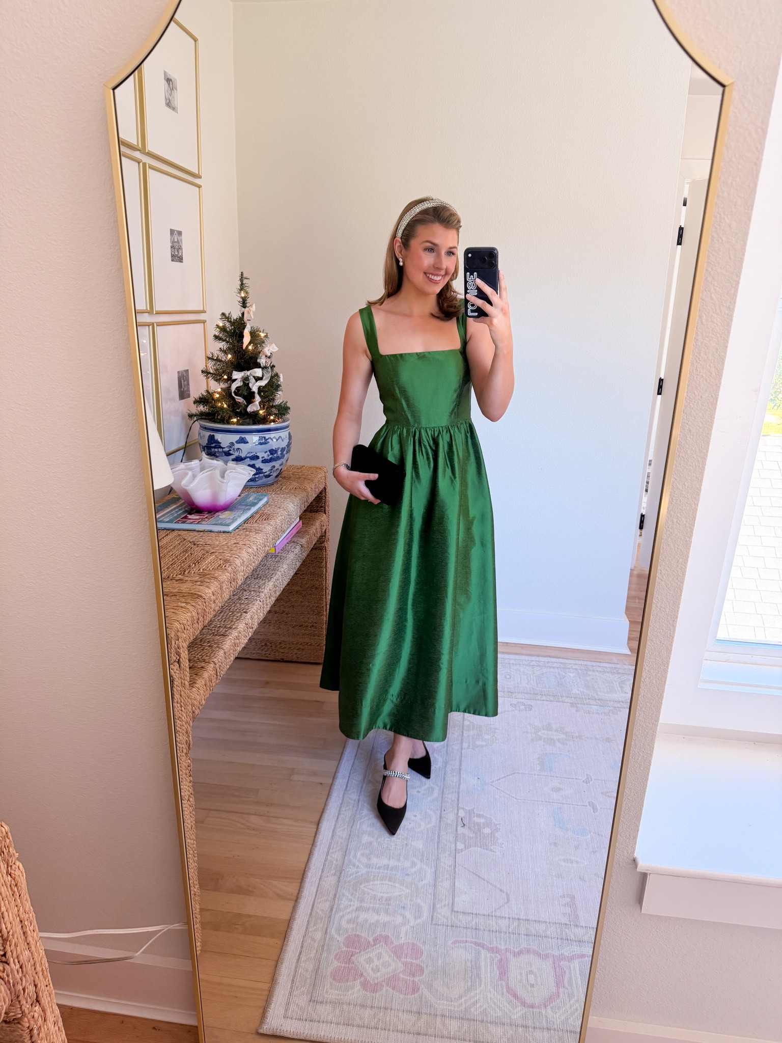 Christmas outfit idea! Wearing an XS