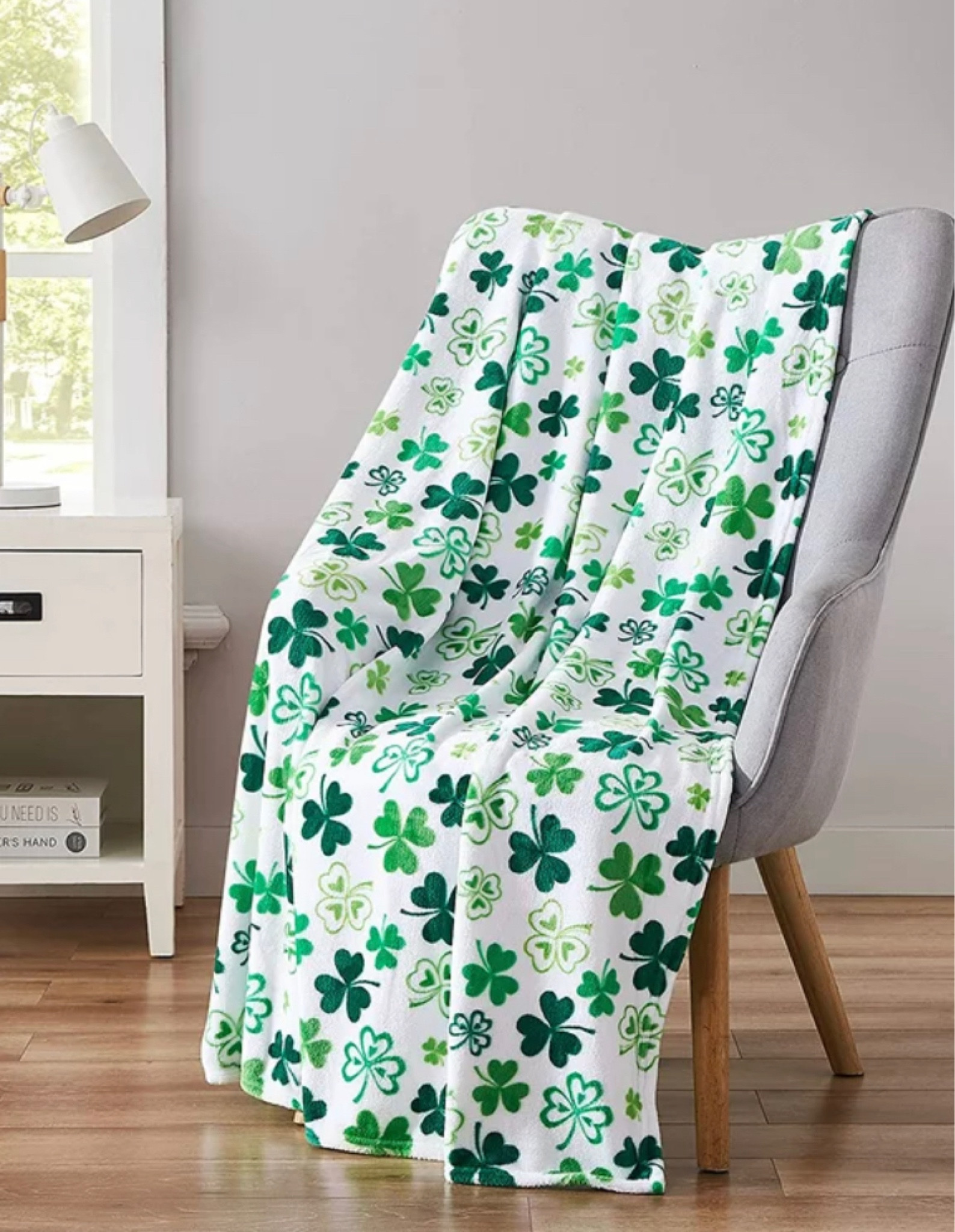 #shamrock #shamrocks #stpattysday #green #celebrate #march #holiday #stpatricksday #weargreen #lucky #luckoftheirish #leprechaun #greenthrow #greenblanket #stpatricksdayblanket #shamrockthrow #shamrockblanket

#LTKSeasonal #LTKhome #LTKFestival