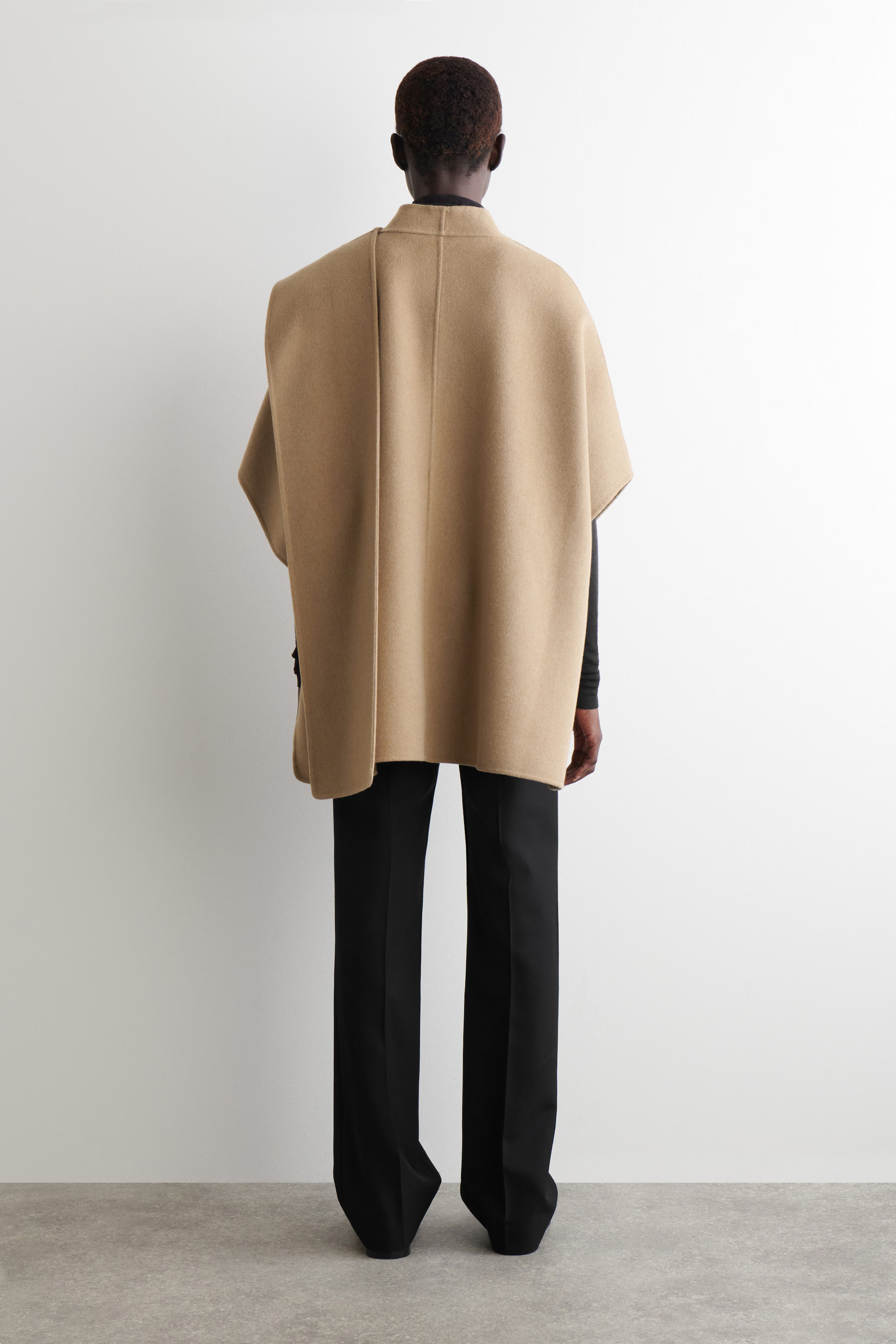 DOUBLE-FACED WOOL SCARF CAPE - BEIGE | COS GB | COS UK