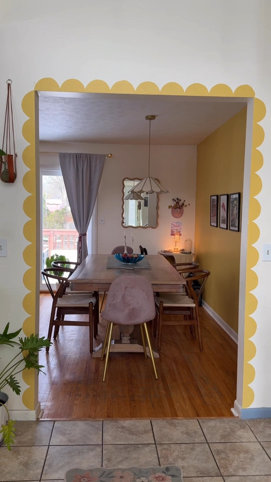 It looks like a giant picture frame 💛

So glad I decided to do these scallops because it was just a big, blank wall & who wants that?!



#LTKHome #LTKdayinmylife #LTKSeasonal