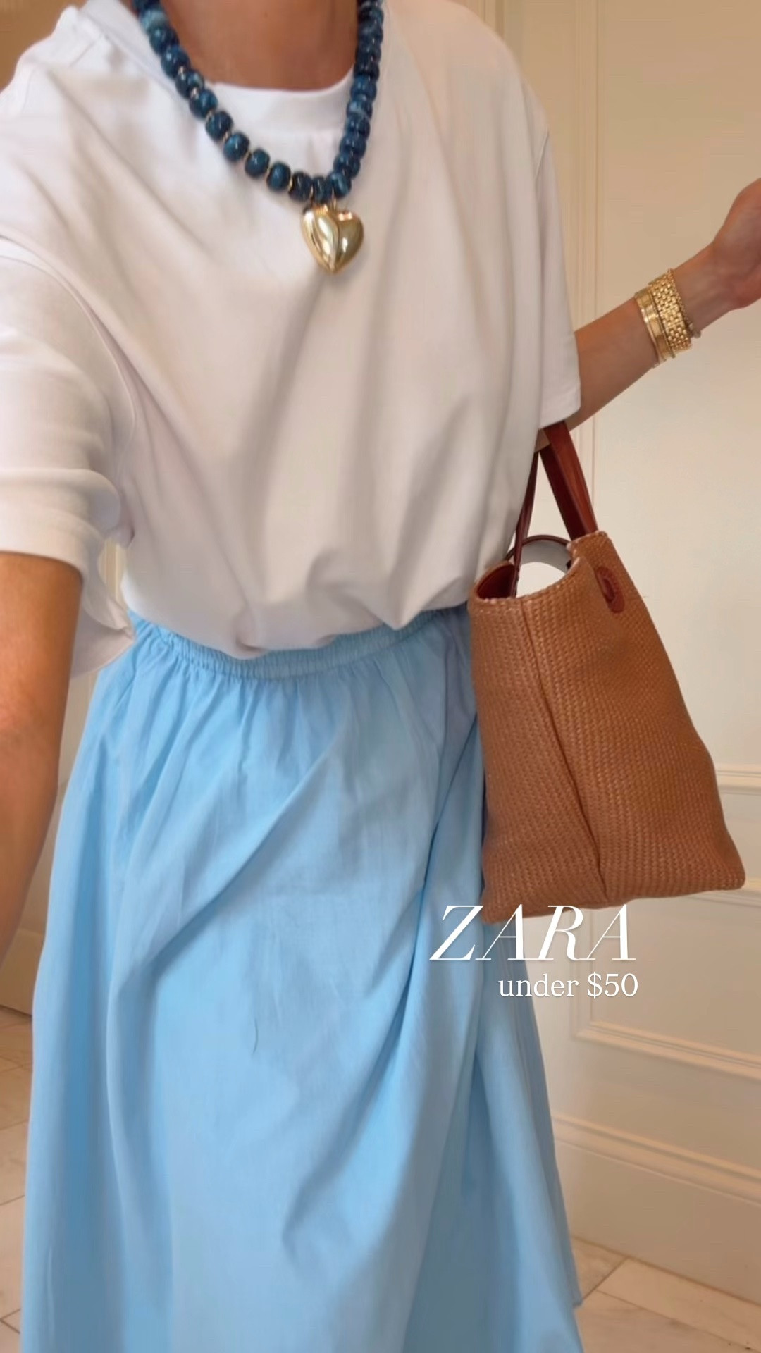 Summer outfit from Zara.

I'm wearing g size xs in bottoms  and small in top