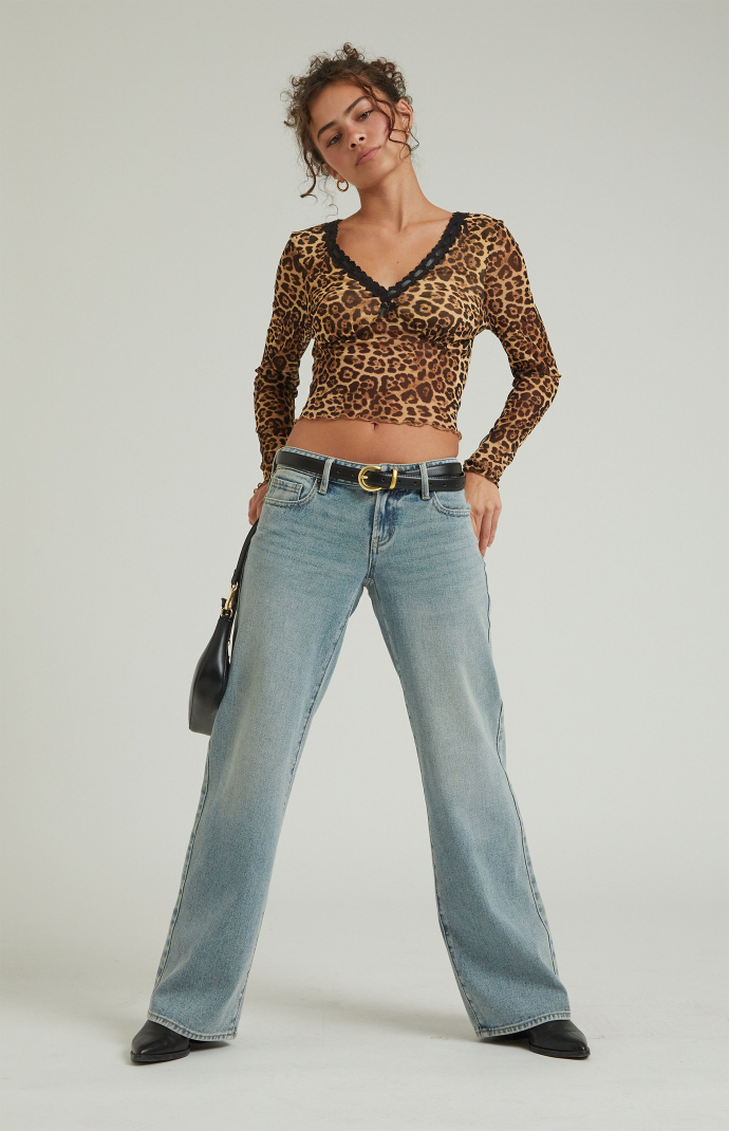 Pacsun Zoe Low Rise Girlfriend Jeans Medium Indigo Tint | PacSun