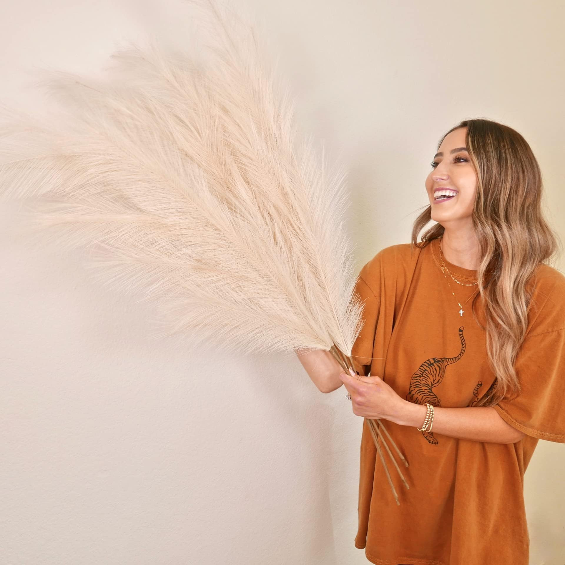 31Mod Faux Pampas Grass with 4 Large Artificial Pampas Grass Stems — 43" (Set of 4), No-Shedding and | Amazon (US)