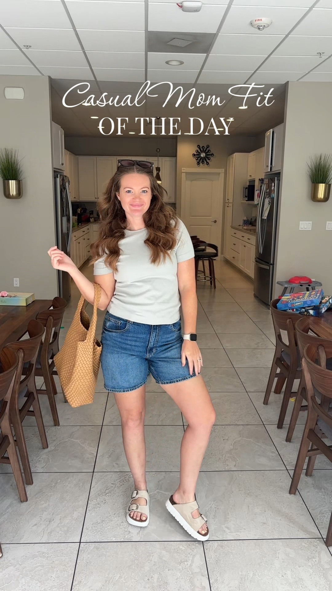 Casual mom fit of the day

#LTKmomlife #LTKootd #LTKMidsize