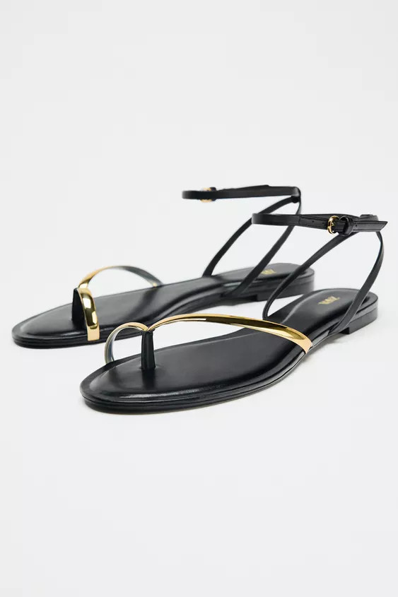 FLAT SANDALS WITH DETAIL | Zara US