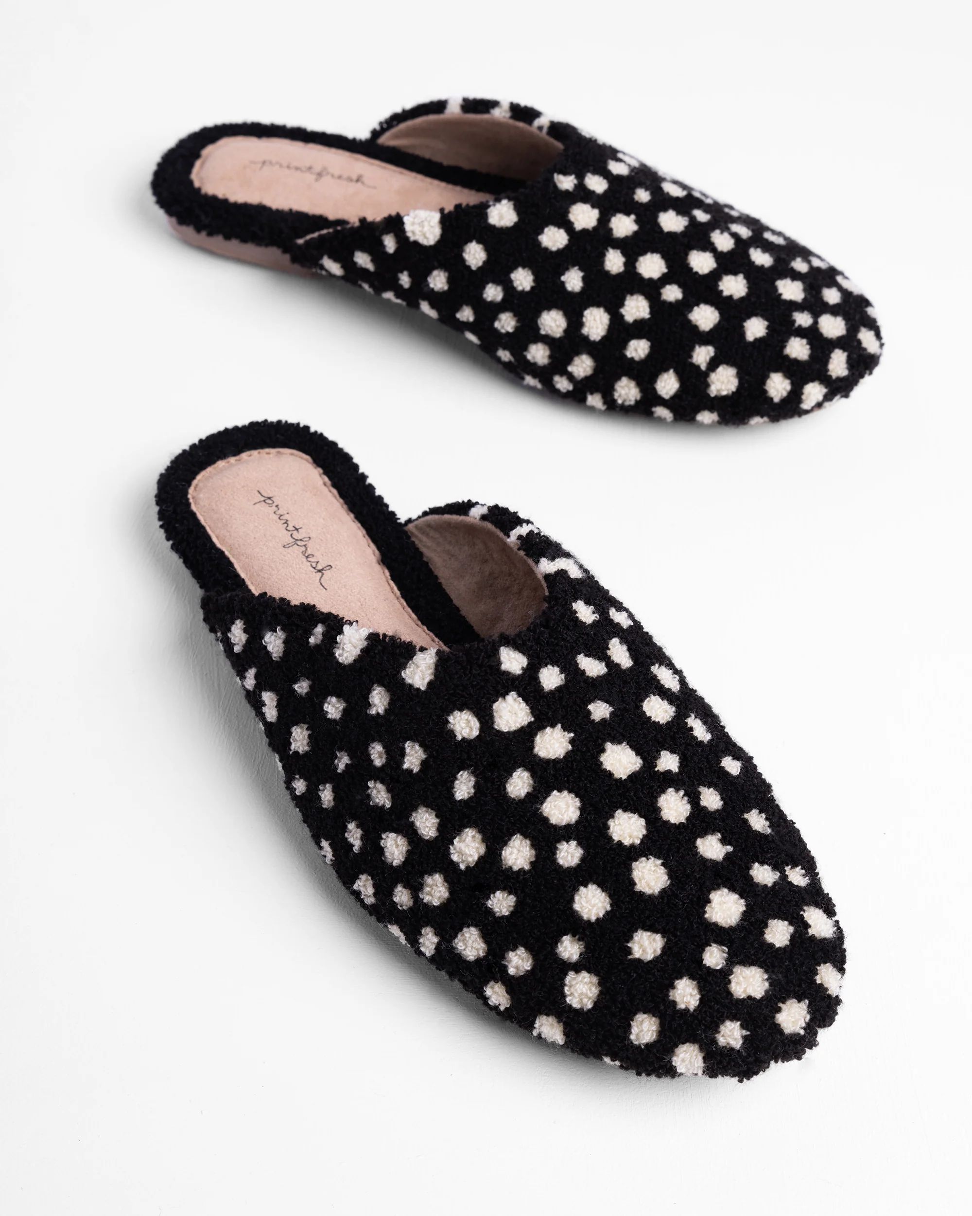 Leopard Spot - Tufted Slippers - Charcoal | Printfresh