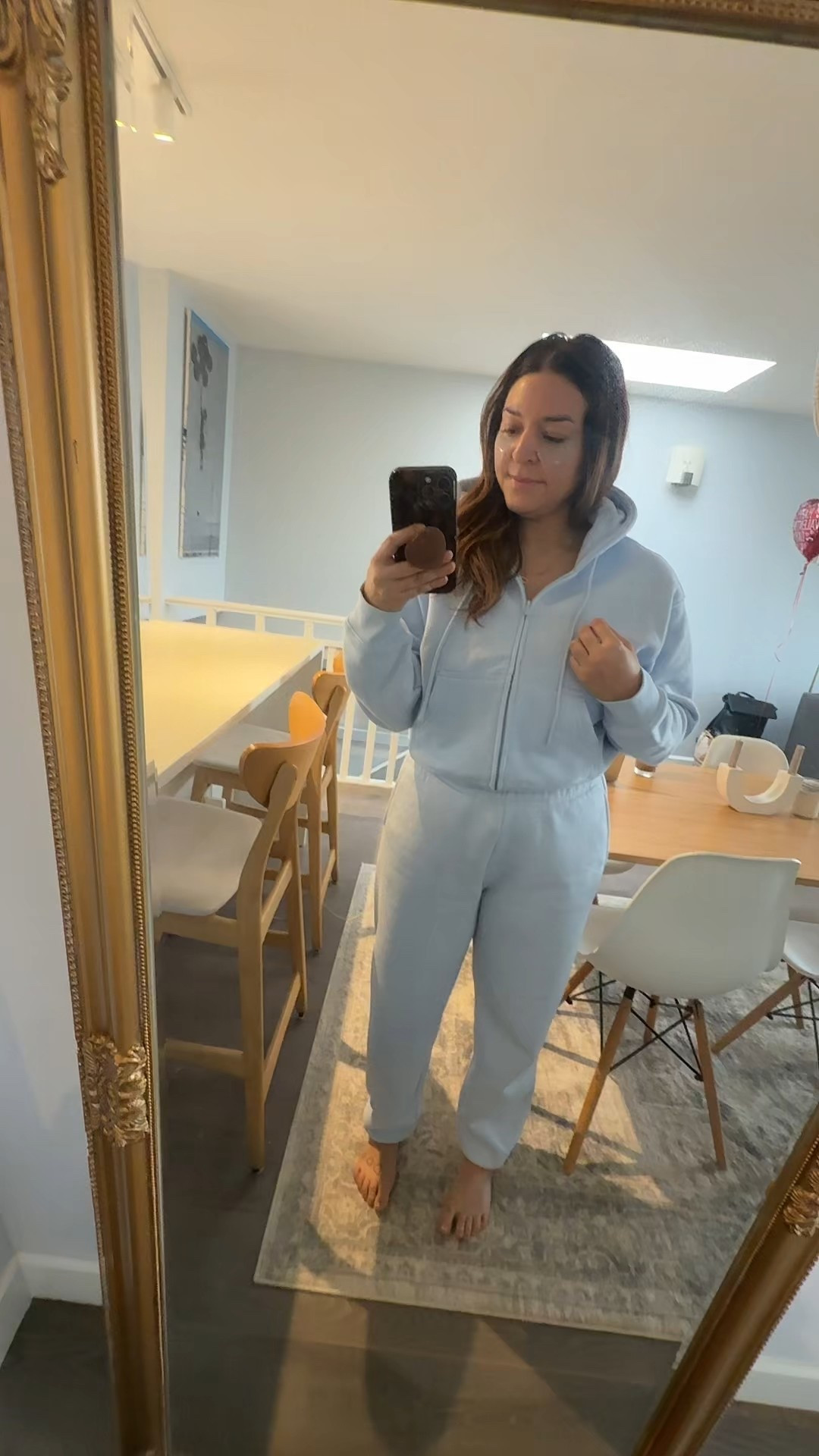 My new fave at home work lounge set, similar to the aritzia one, it’s 80% cotton/ 20% polyester blend. 10/10 would recommend, they are so soft 

#LTKcanada