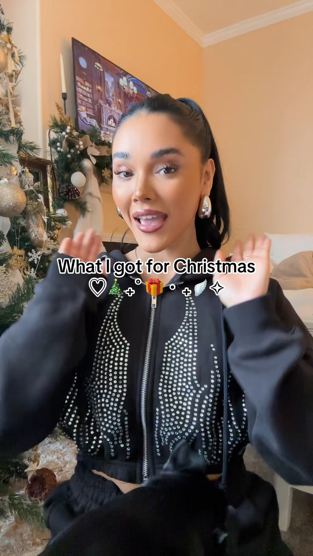 what I got for Christmas🥹💖 saur cutie🧸 love you 💖

#LTKSeasonal #LTKWatchNow #LTKItBag