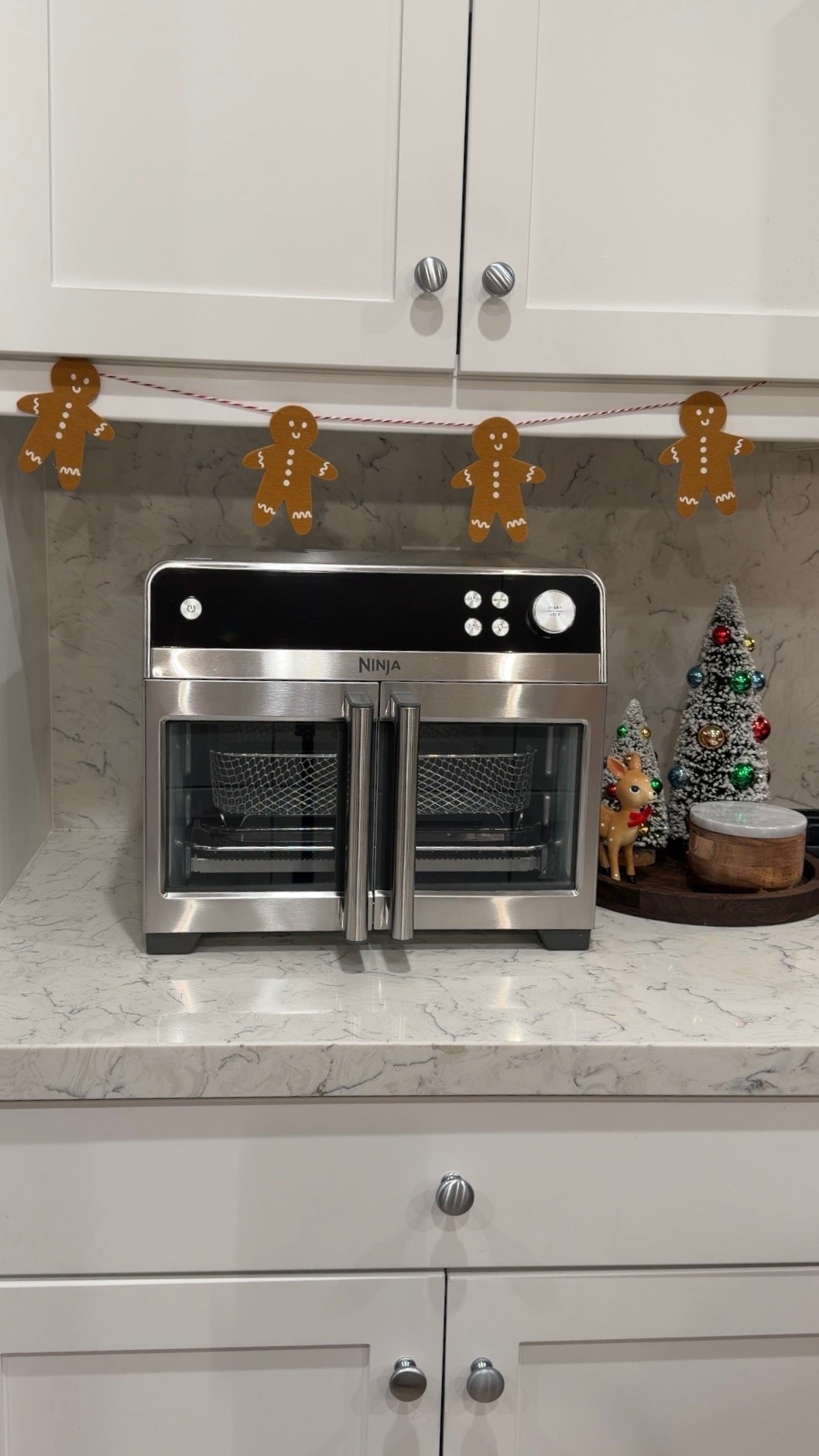 Added some Christmas cheer to my kitchen☃️#LTKHoliday 

#LTKHome #LTKSeasonal