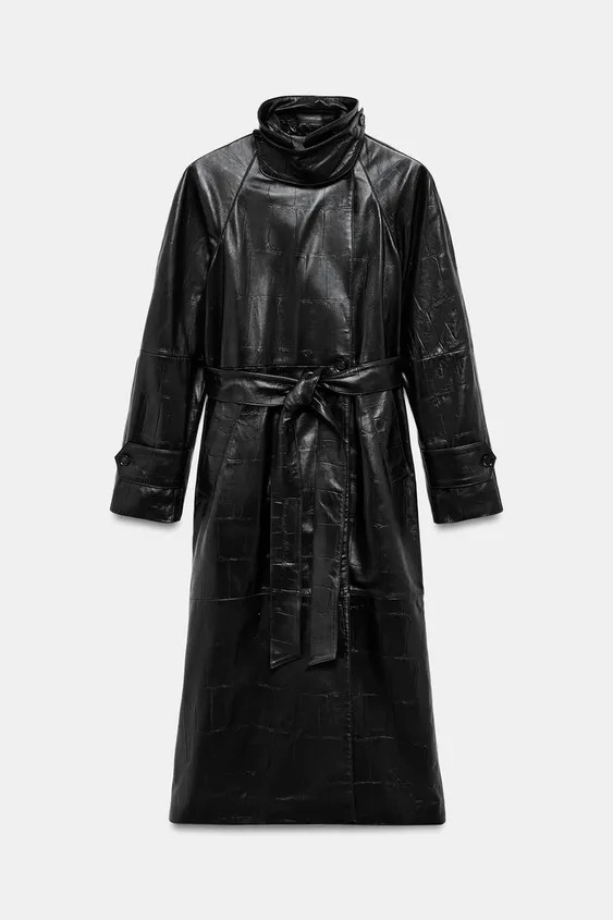 ZARA WOMAN COLLECTIONLong trench coat made of 100% leather. Notched lapel collar and long sleeves... | Zara US