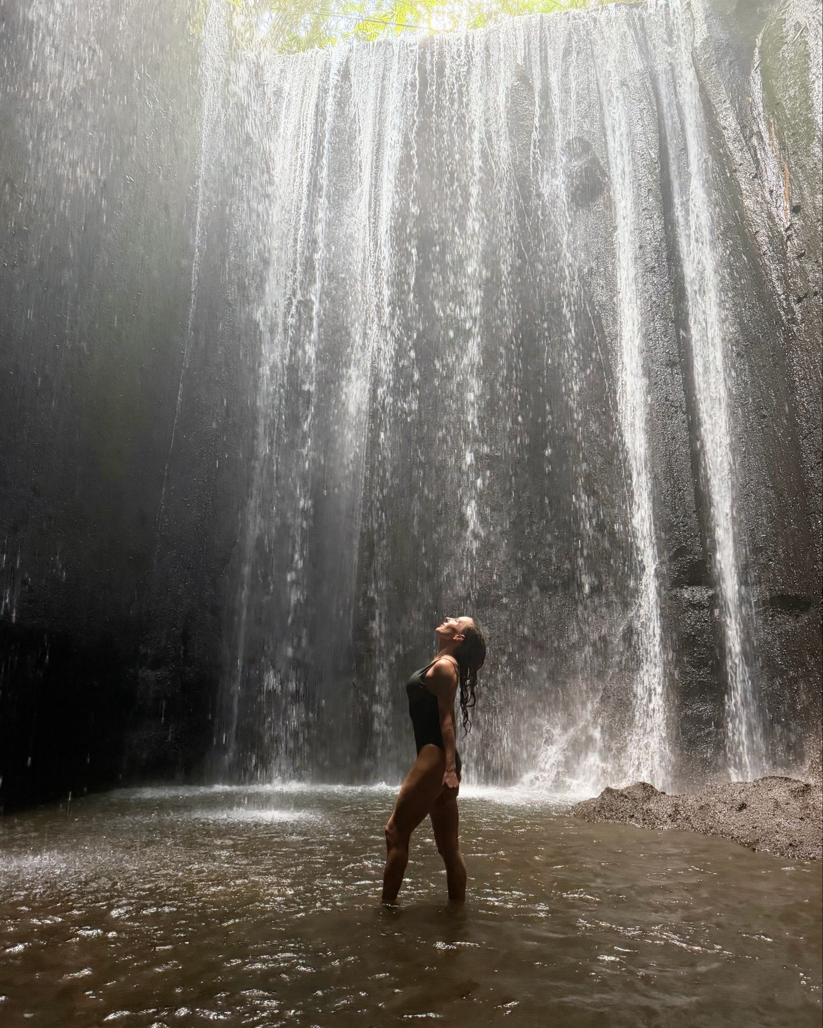 Everything nobody tells you about Bali waterfalls. The tips you need to know 💦 Ad

📍Tukad Cepung 

Go before 9am. Every single time. The crowds arrive fast & they don’t leave. 

Wear water shoes. The rocks are slippery, there’s lots of steps & flip flops will end your day early.

Protect your hair before you go in. Pre-swim leave-in conditioner is non-negotiable. The water will tangle it without it.

SPF 50 & mosquito repellant before you leave your hotel.

The photos make it look empty & magical. The reality is queuing with strangers for your 30 second window & Apple photo clean up tool. Still completely worth it.

Save this before your Bali waterfall visit 💚

Swimsuit @leftonfriday 

#BaliWaterfall #BaliTravel #BaliTravelTips #Ubud #WaterfallBali