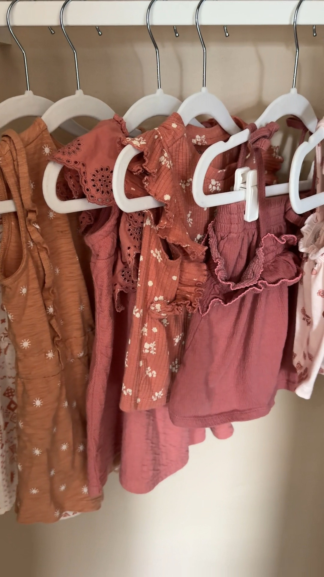 Having this little area to display August books and outfits for my toddler has been such a lifesaver! It makes grabbing books and clothes easy and helps me remember to get use out of the cute seasonal clothes before the season is over.

Summer Outfits, Seasonal Outfits, Toddler Fashion, Toddler Style, Toddler Outfits, Toddler Girl, August Books, Picture Books, Summer Decor, Baby Room, Nursery, Seasonal Decor

#LTKSeasonal #LTKBaby #LTKKids