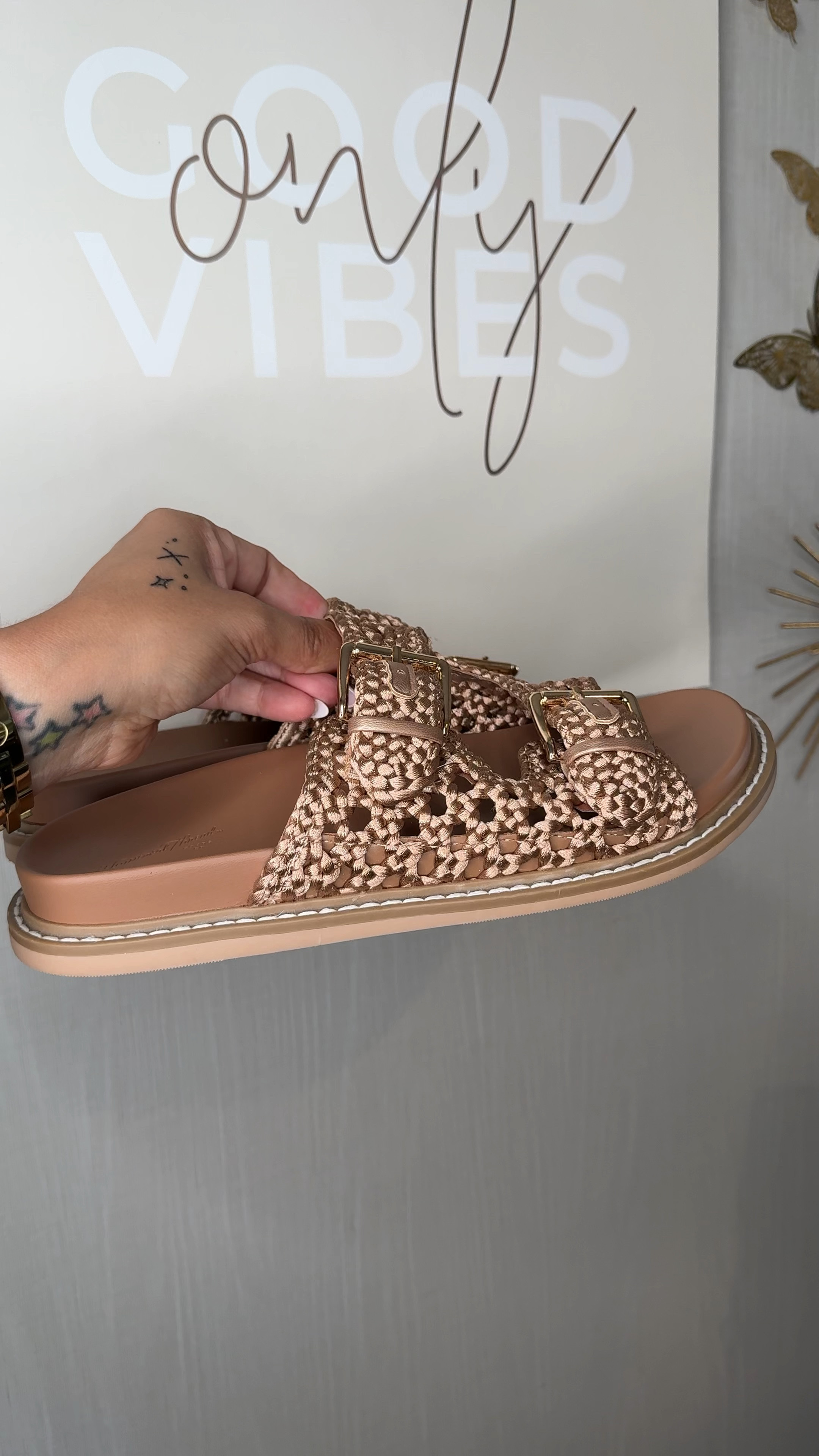 These are the must have sandals this summer! 

Shoes
Women’s shoes
Summer outfit 

#LTKVideo #LTKFindsUnder50 #LTKShoeCrush
