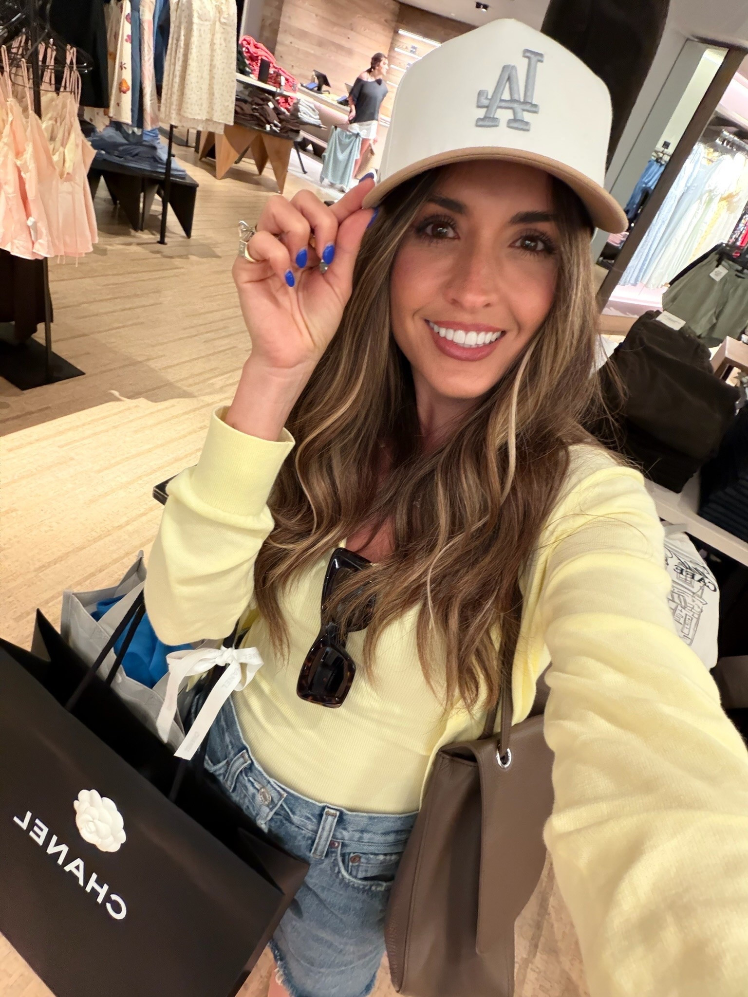 Shopping OOTD! 

chic outfits over 40, timeless wardrobe, classic style inspiration, effortless chic outfits, capsule wardrobe ideas

#LTKOver40 #LTKootd