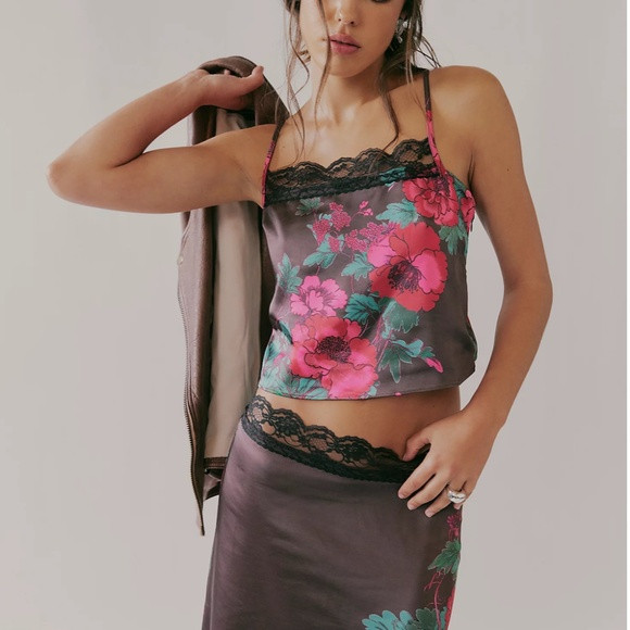 Free People Salvatore Floral Cropped Tank Top (M) - NWT | Poshmark