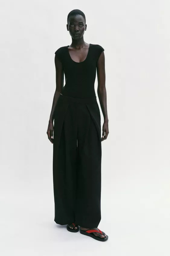 STRETCH CUT-OUT BODYSUIT | Zara UK