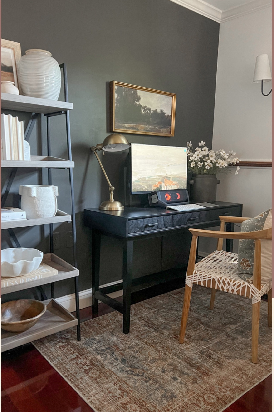Home office for fall #workfromhome #mompreneur



#LTKstyletip #LTKhome #LTKSeasonal