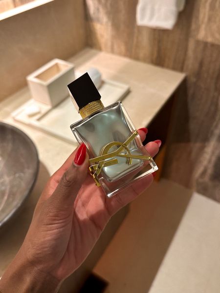 The YSL perfume I’ve been wearing lately! Libre Absolu Platine Eau de Parfum ✨

Spring fragrance, spring perfume, luxury fragrance, signature scent 

#LTKSeasonal #LTKbeauty